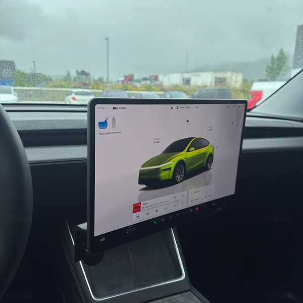 Roterbart skjermfeste &#8211; Tesla Model 3 & Y