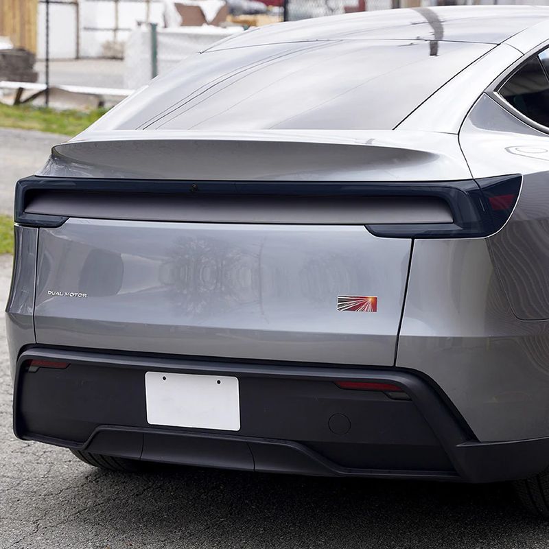 Tesbros Sotet baklys-beskyttelse Tesla Model Y Juniper