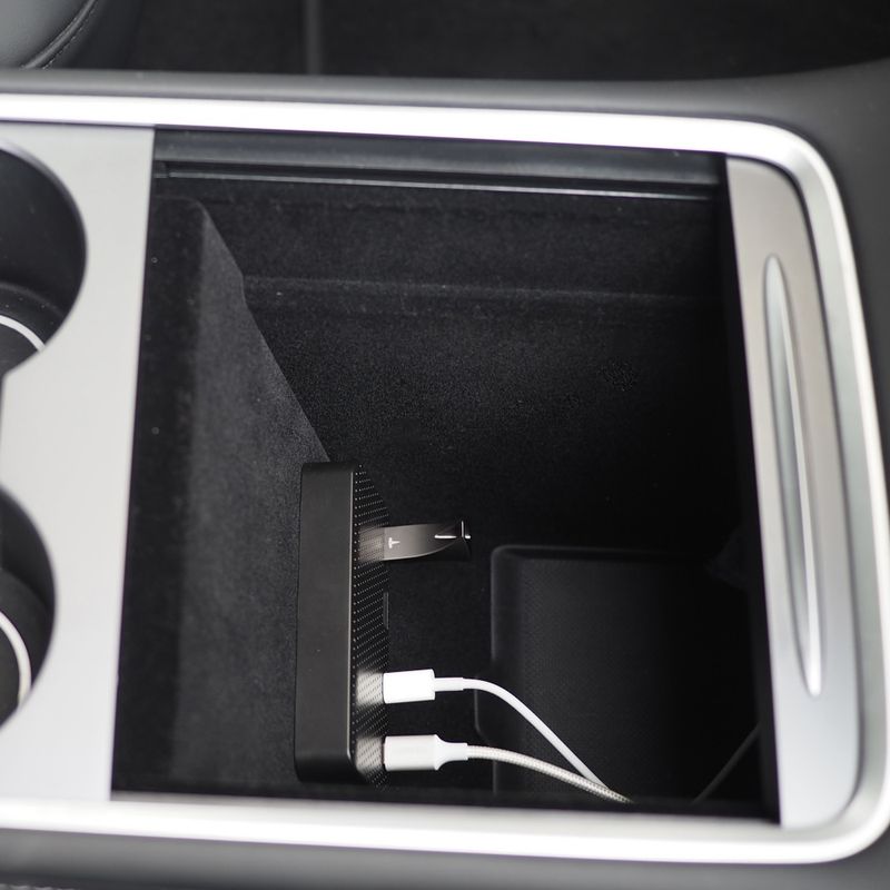 USB HUB Tesla Model 3 Y