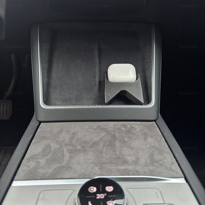 AirPods-holder for trådløs lading i Tesla