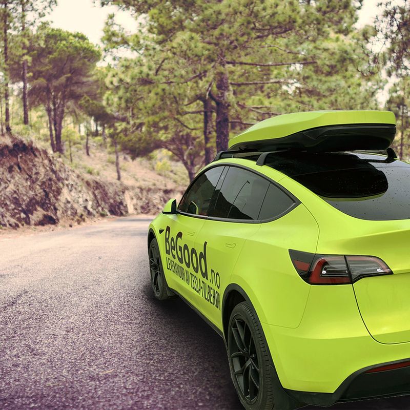Takstativ Tesla Model Y